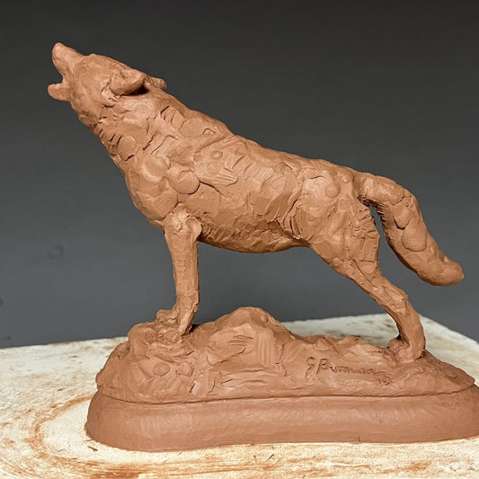 Yellowstone Wolf 302/907 Miniature